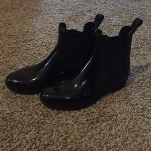 Ralph Lauren black rain boot booties size 8